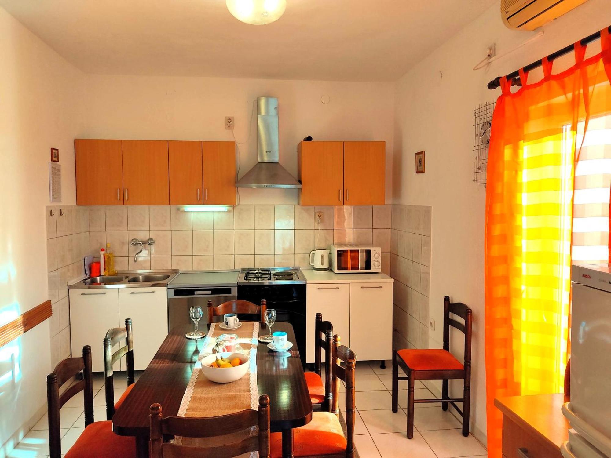 Apartments Boa สลาทิเน ภายนอก รูปภาพ